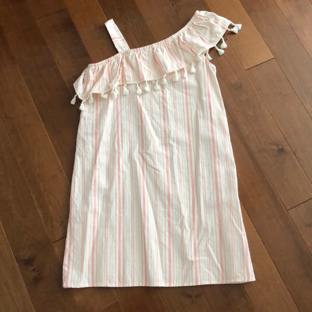 Cute one shoulder dress